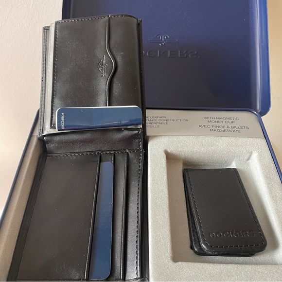 NIB Dockers genuine leather black wallet with money clip - Picture 2 of 4